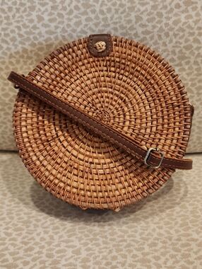 Woven Round Rattan Crossbody Bag in Brown
